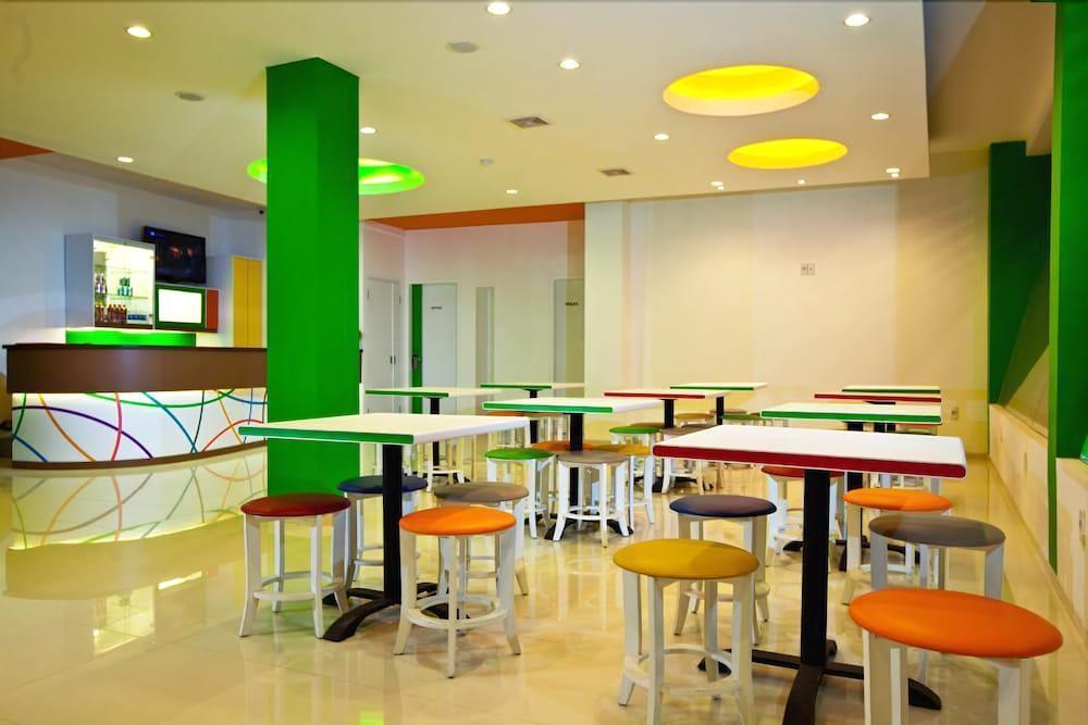 Dewarna Hotel Arifin Bunul Bagian luar foto