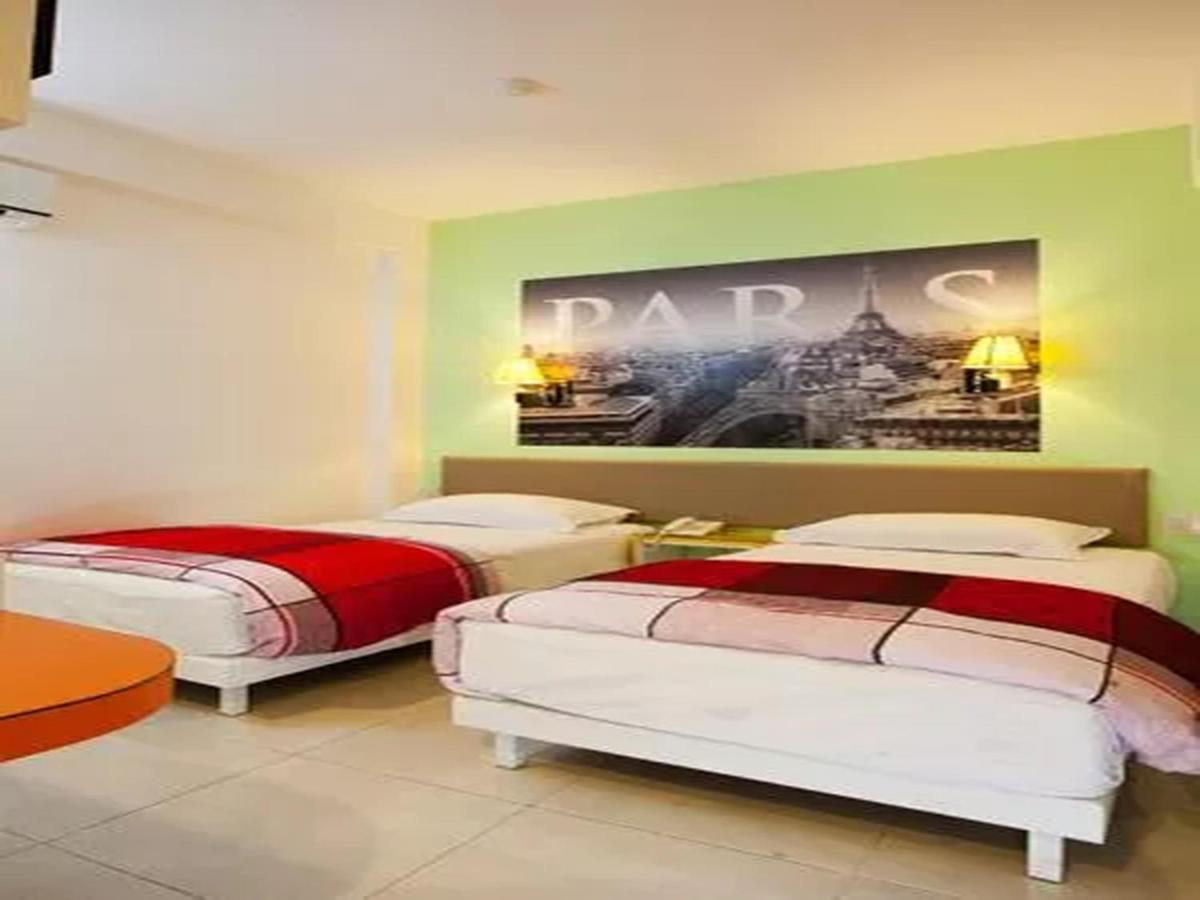 Dewarna Hotel Arifin Bunul Bagian luar foto