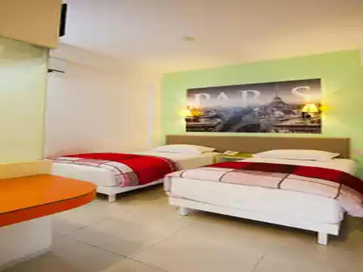 Dewarna Hotel Arifin Bunul Bagian luar foto