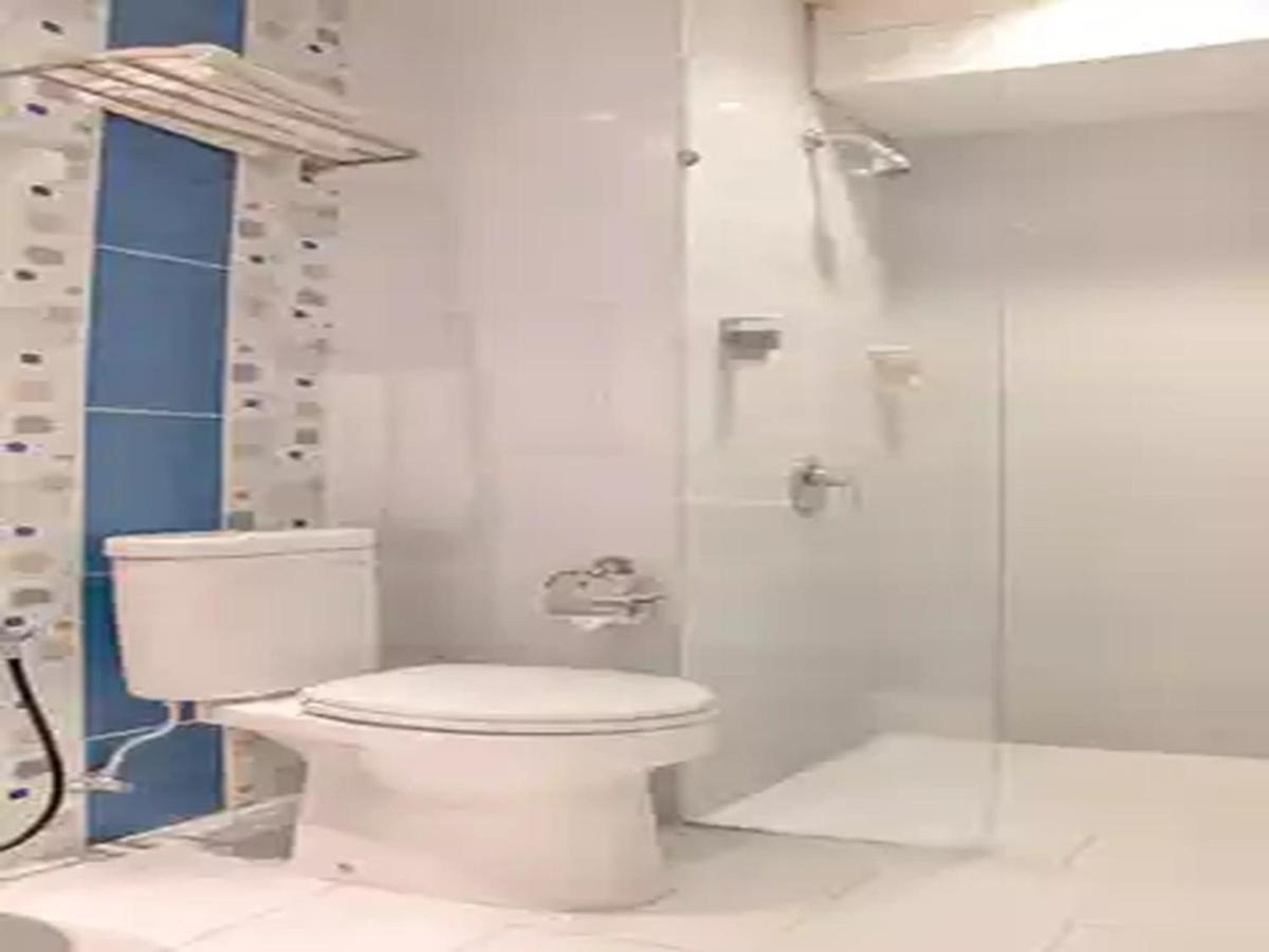 Dewarna Hotel Arifin Bunul Bagian luar foto