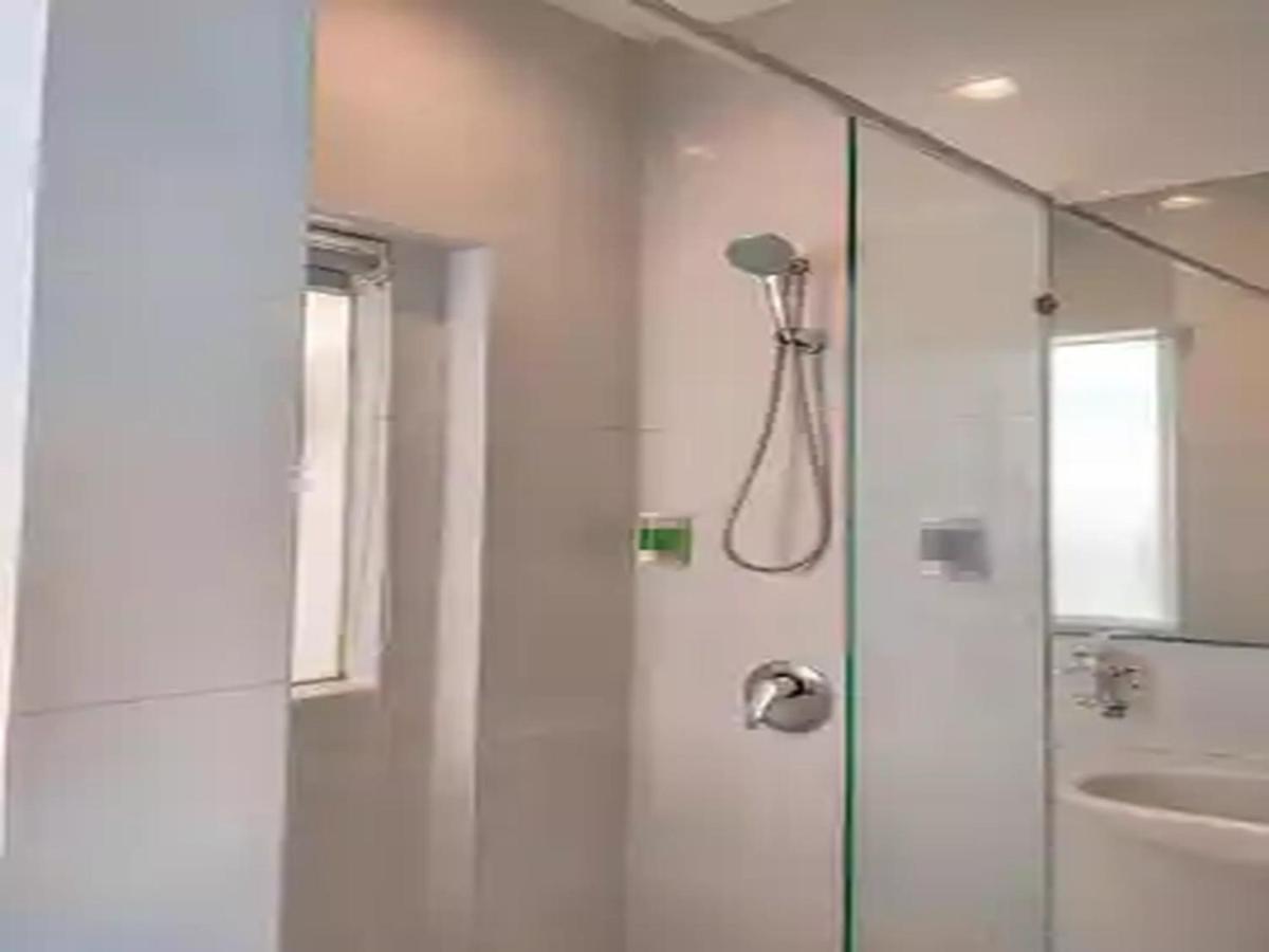 Dewarna Hotel Arifin Bunul Bagian luar foto