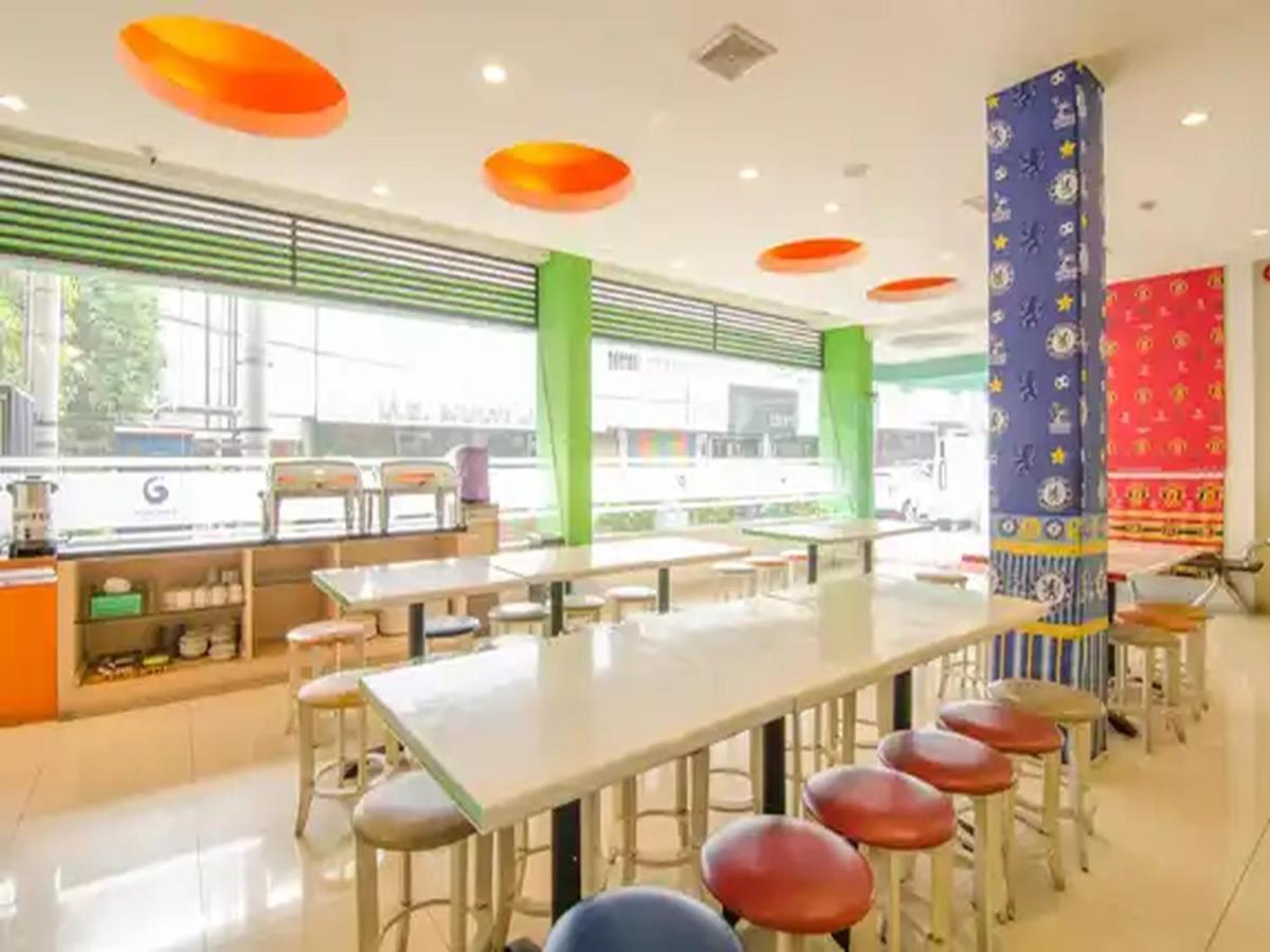 Dewarna Hotel Arifin Bunul Bagian luar foto
