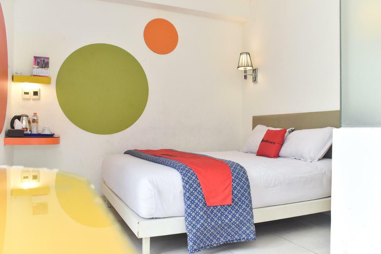 Dewarna Hotel Arifin Bunul Bagian luar foto