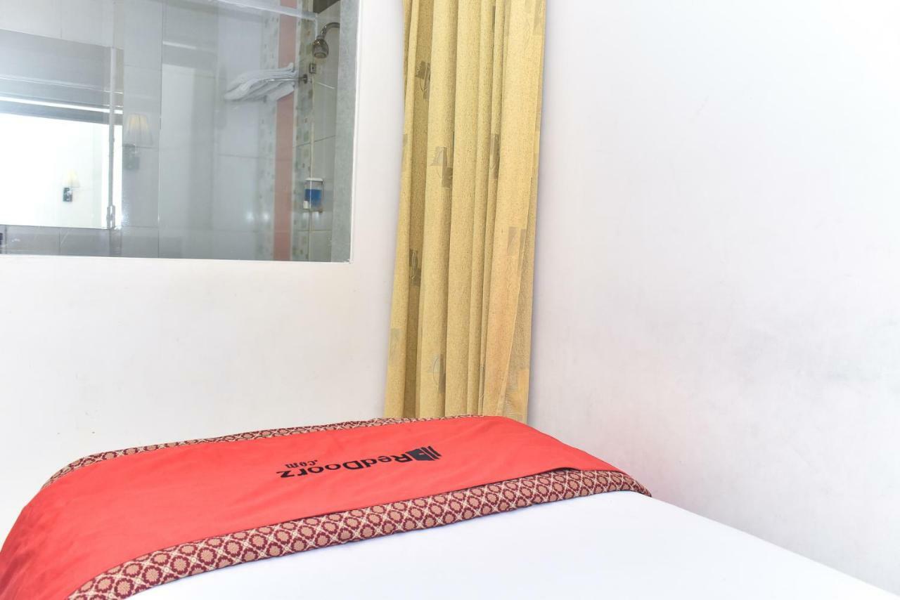 Dewarna Hotel Arifin Bunul Bagian luar foto